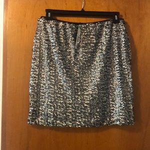 NWT! Cute sequin skirt